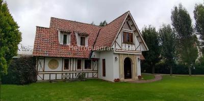 Casa de 3 alcobas en venta en La Arboleda, Bogotá, 300 m² · foto 7 de 20