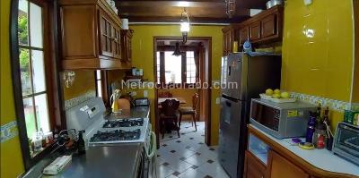 Casa de 3 alcobas en venta en La Arboleda, Bogotá, 300 m² · foto 15 de 20