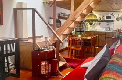 Casa de 5 alcobas en venta en Urb, Bogotá, 270 m² · foto 2 de 12