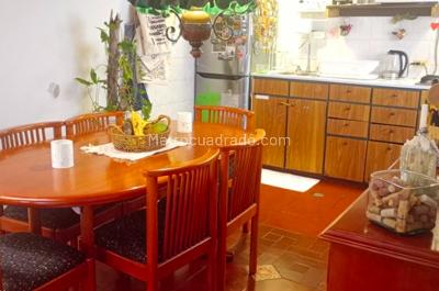 Casa de 5 alcobas en venta en Urb, Bogotá, 270 m² · foto 3 de 12