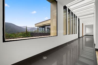 Casa de 5 alcobas en venta en La Calera, La Calera, 716 m² · foto 9 de 15