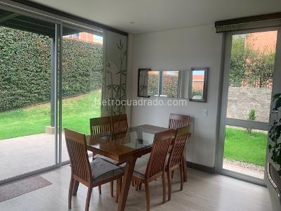 Casa de 3 alcobas en venta en Conjunto Residencial Alcaparros, Cajicá, 208 m² · foto 3 de 20
