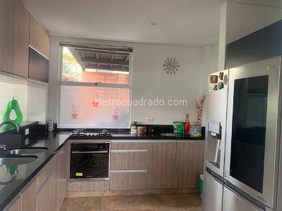 Casa de 3 alcobas en venta en Conjunto Residencial Alcaparros, Cajicá, 208 m² · foto 5 de 20