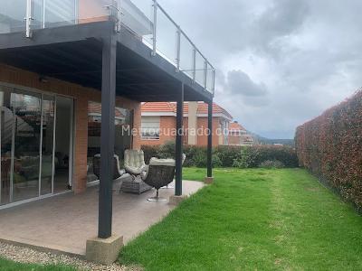 Casa de 3 alcobas en venta en Conjunto Residencial Alcaparros, Cajicá, 208 m² · foto 13 de 20