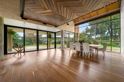 Casa de 4 alcobas en venta en Chia, Chía, 300 m² · foto 2 de 16