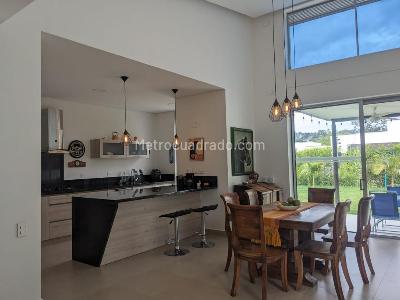 Casa de 3 alcobas en venta en Condominio Lagos De Iraka, Armenia, 228 m² · foto 8 de 19