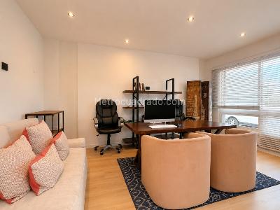 Casa de 4 alcobas en venta en Chia, Chía, 370 m² · foto 2 de 17