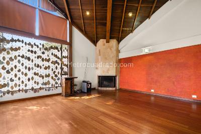 Casa de 5 alcobas en venta en Bosques Sotileza, Bogotá, 290 m² · foto 10 de 19