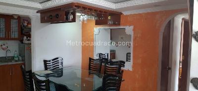 Apartamento en venta en Engativa Centro, Bogotá · foto 2 de 20