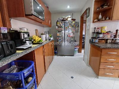 Apartamento de 3 alcobas en venta en Molinos Norte, Bogotá, 164 m² · foto 5 de 18