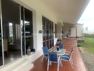 Casa de 5 alcobas en venta en Conjunto Residencial Sierra Morena, Armenia, 380 m² · foto 8 de 20