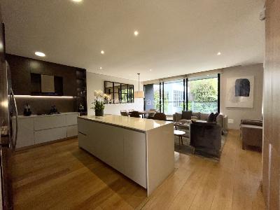 Apartamento de 2 alcobas en venta en Chico, Bogotá, 101 m² · foto 4 de 18