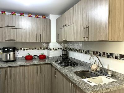 Apartamento en venta en Granada, Armenia · foto 5 de 15