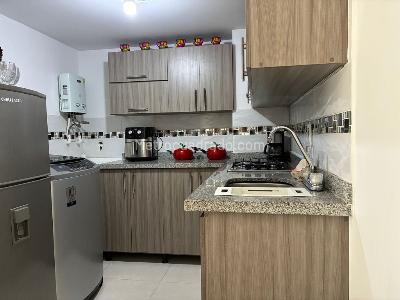 Apartamento en venta en Granada, Armenia · foto 6 de 15