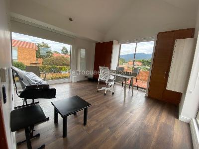 Casa de 4 alcobas en venta en San Simon Guaymaral, Bogotá, 1251 m² · foto 16 de 19