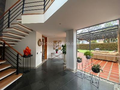 Casa de 4 alcobas en venta en San Simon Guaymaral, Bogotá, 1251 m² · foto 10 de 19