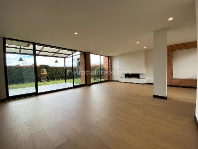 Casa en venta en Chuntame, Cajicá · foto 2 de 18
