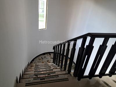 Casa de 5 alcobas en venta en La Castellana, Bogotá, 276 m² · foto 3 de 20