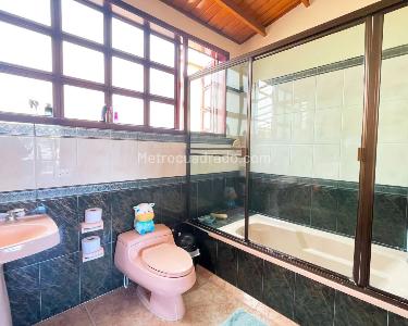 Casa de 5 alcobas en venta en Nicolas De Federman, Bogotá, 349 m² · foto 14 de 18