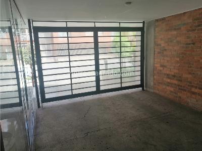 Apartamento de 5 alcobas en venta en Chico Navarra, Bogotá, 180 m² · foto 14 de 20