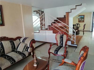 Apartamento de 5 alcobas en venta en Chico Navarra, Bogotá, 180 m² · foto 16 de 20