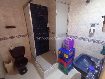 Casa de 5 alcobas en venta en Policarpa, Bogotá, 384 m² · foto 5 de 16