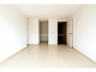 Apartamento de 3 alcobas en venta en Ciudad Verde, Soacha, 44 m² · foto 2 de 8