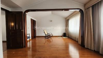Casa en Venta, Santa Barbara, Bogotá D.C.