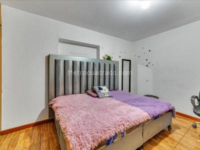 Casa de 5 alcobas en venta en Nueva Marsella, Bogotá, 200 m² · foto 12 de 19