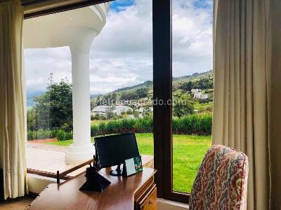 Casa de 3 alcobas en arriendo en Condominio Yerbabonita, Chía, 356 m² · foto 11 de 12