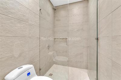 Apartamento de 3 alcobas en venta en Chico Norte, Bogotá, 117 m² · foto 8 de 20