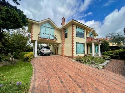$1.600.000.000 en Conjunto Residencial La Hacienda