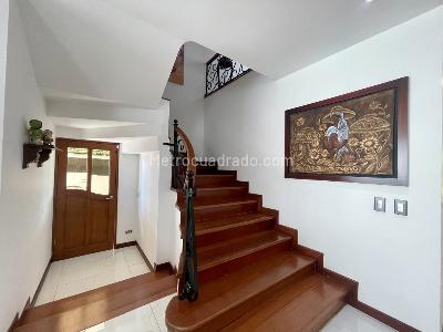 Casa de 3 alcobas en venta en Conjunto Residencial La Hacienda, Cajicá, 323 m² · foto 17 de 20