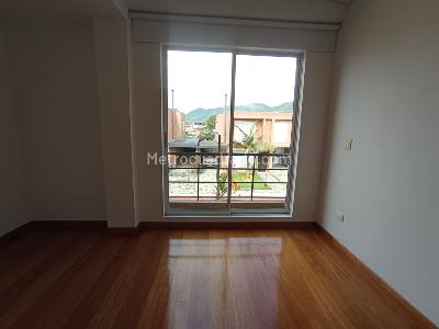 Casa de 4 alcobas en arriendo en Las Villas, Cajicá, 219 m² · foto 12 de 19