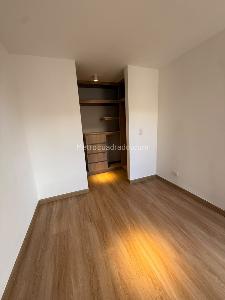 Apartamento de 2 alcobas en venta en Conjunto Residencial Reserva Del Lago Iii, Cajicá, 54 m² · foto 12 de 17
