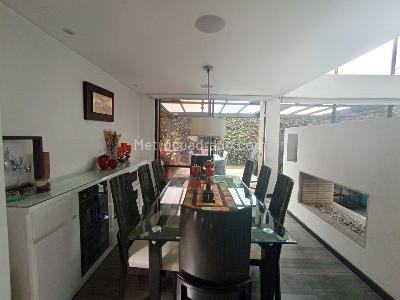 Casa de 4 alcobas en venta en Cr Hacienda Fontanar Sauce, Chía, 282 m² · foto 8 de 20