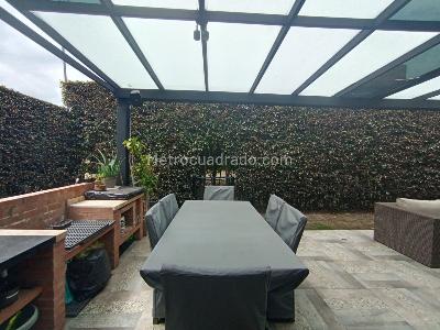 Casa de 4 alcobas en venta en Cr Hacienda Fontanar Sauce, Chía, 282 m² · foto 6 de 20