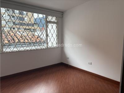 Casa de 4 alcobas en venta en Santa Paula, Bogotá, 267 m² · foto 14 de 19