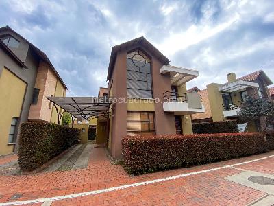 Casa en venta en Centro, Cajicá · foto 2 de 19