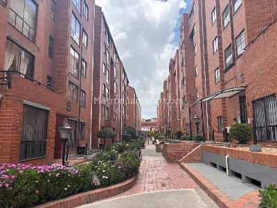 Apartamento de 2 alcobas en venta en Santa Cecilia, Soacha, 42 m² · foto 2 de 18