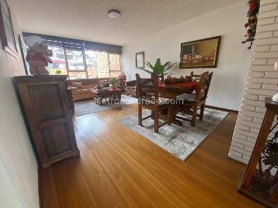 Apartamento de 5 alcobas en venta en Pardo Rubio, Bogotá, 165 m² · foto 2 de 20