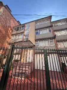 Apartamento de 5 alcobas en venta en Pardo Rubio, Bogotá, 165 m² · foto 18 de 20