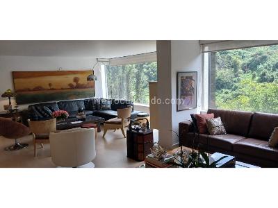 Apartamento de 3 alcobas en venta en Chico, Bogotá, 201 m² · foto 3 de 20