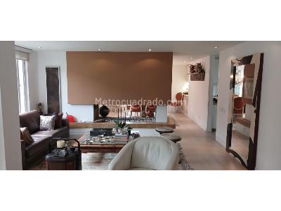 Apartamento de 3 alcobas en venta en Chico, Bogotá, 201 m² · foto 5 de 20