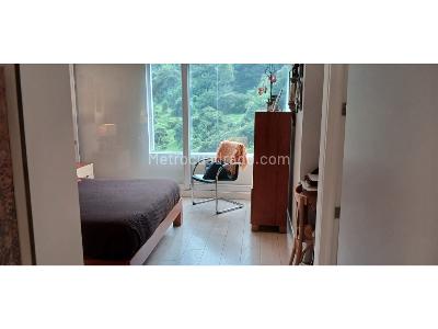 Apartamento de 3 alcobas en venta en Chico, Bogotá, 201 m² · foto 13 de 20