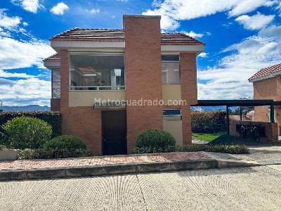 Casa en venta en Alcaparros Bosque Residencial, Cajicá · foto 2 de 15