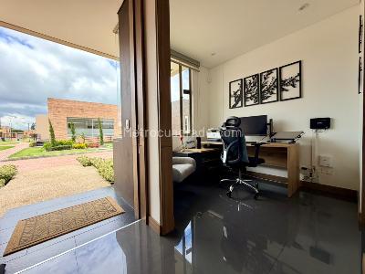 Casa de 3 alcobas en venta en Piedra Serena, Cajicá, 153 m² · foto 2 de 20