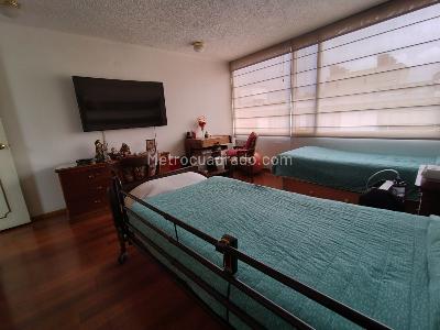Apartamento de 4 alcobas en venta en Chico Norte Ii, Bogotá, 322 m² · foto 17 de 20