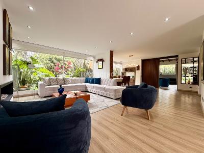 Casa de 3 alcobas en venta en Condominio Mallorca, Cajicá, 300 m² · foto 2 de 20