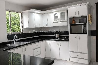 Casa de 4 alcobas en venta en Ibague, Ibagué, 215 m² · foto 10 de 17